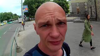 ЭСТОНИЯ/РУГАЛИ ПУТИНА/ЖЕНЩИНЫ