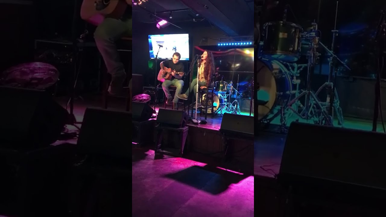 Little Clip Of No Sunshine At 209 Nash Songwriters The Dawghouse On Music Row 