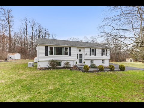 4 Stonewall Farm Road, Mahopac, NY home video tour