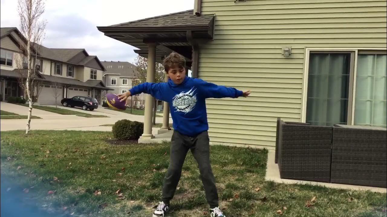 How to throw a perfect spiral YouTube