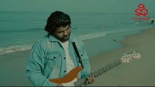 SOLO DISTORTED DREAMS