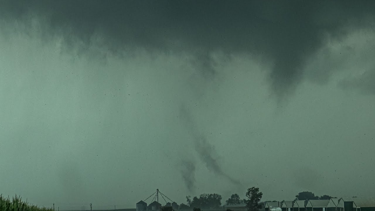 Jewell, Iowa & Ellsworth, Iowa MultiVortex Tornado 4K Video