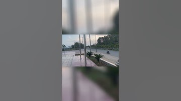 Công viên phía Bắc cầu Cổ Luỹ khá đẹp