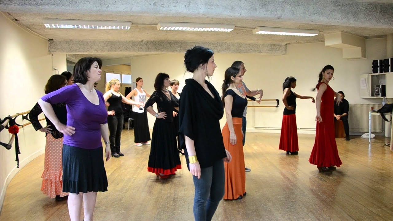 la feria de ménilmontant  ateliers découvertes  danse avec lori la  armenia