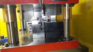 Estampo Progressivo Com Gavetas E Cunhas