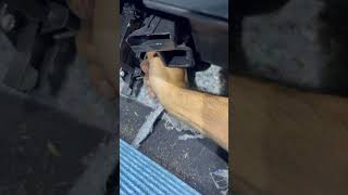 2018 Nissan Alitima cabin air filter replacement/ location.How to install #nissan #diy #cabinfilter