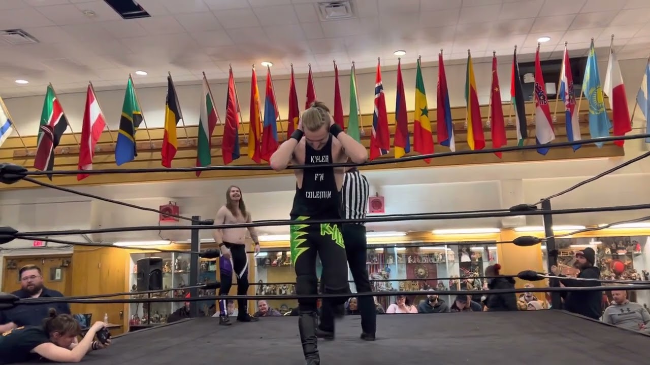 Dean Hendrix VS Kyler Coleman/ XICW Lightweight Championship Match