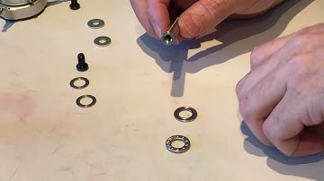 Specter 700v2. Building tips rotorhead. Trust bearings what is inside and outside.