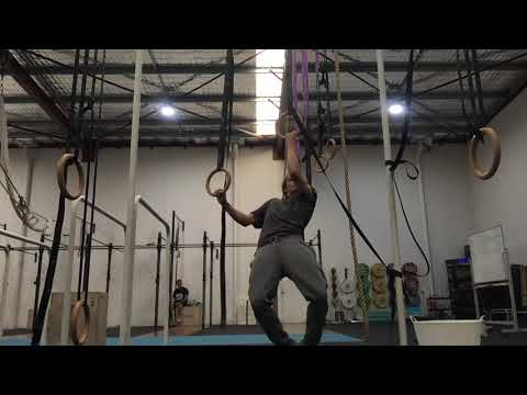Uneven chin up