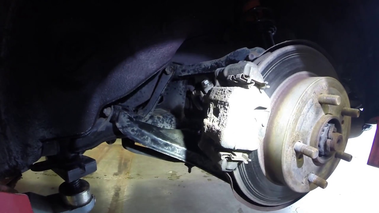 How To Change Brake Pads and Rotor (S13 180sx/240sx/Silvia) YouTube