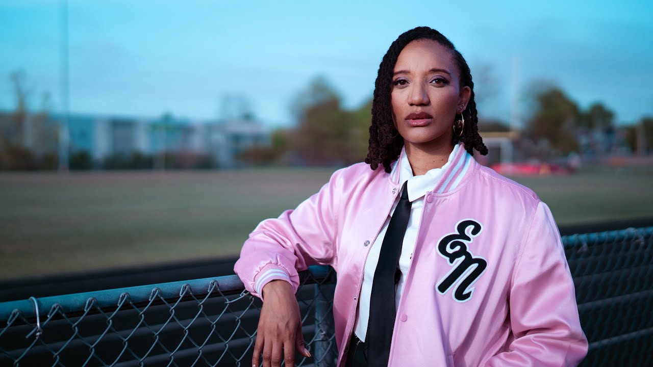 Loc Bob Tutorial - "Running" Photoshoot Style