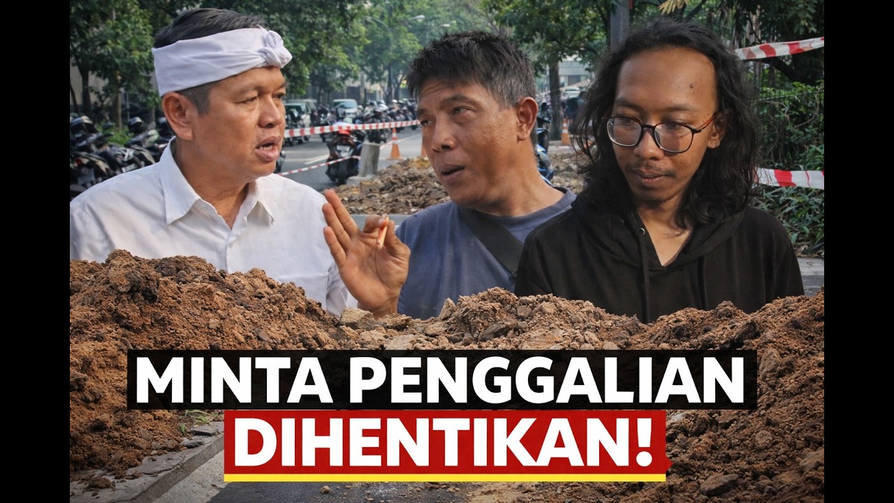TROTOAR DIPENUHI TANAH  KDM NGAMBEK DAN MINTA PENGGALIAN DIHENTIKAN