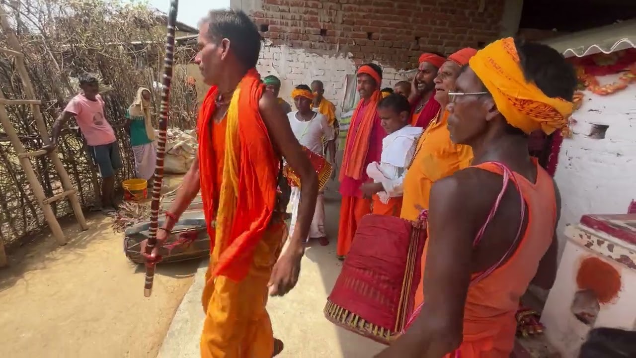 बाबा सुगा बकतबार का पूजा राजेश भगत सातगाँवा