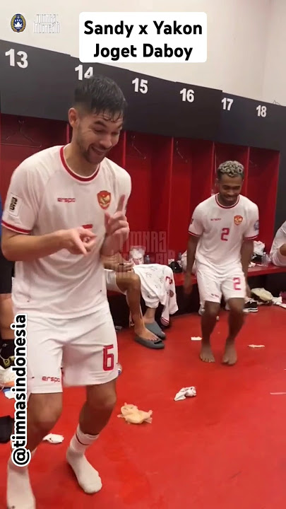 MOMEN SANDY WALSH GOYANG DABOY BARENG YAKOB SAYURI 😂
