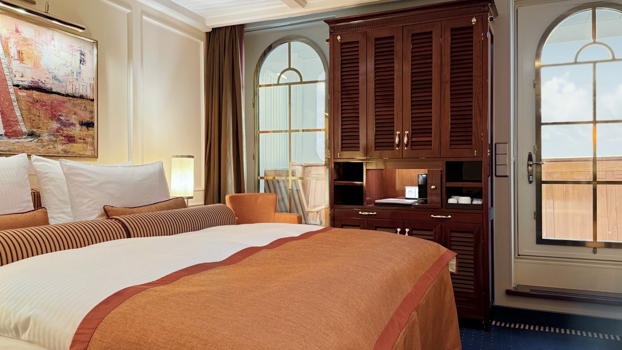 Sea Cloud Spirit Juniour Veranda Suite