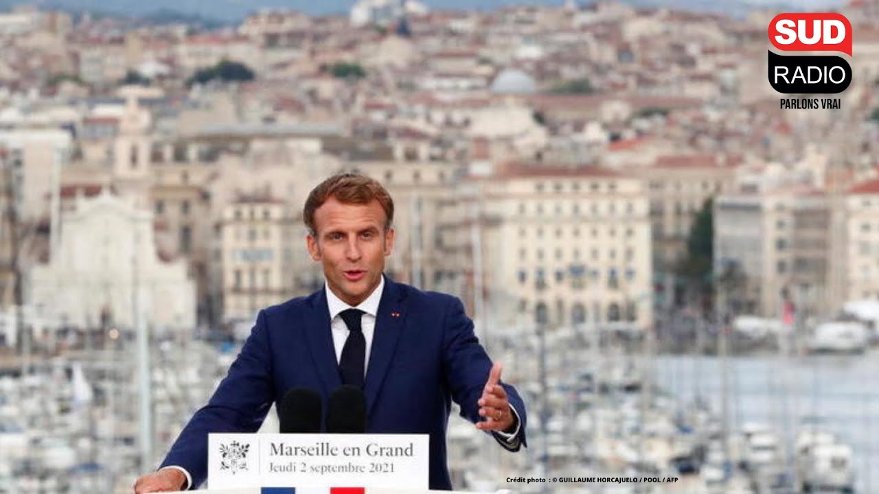 Emmanuel Macron en visite pour 3 jours : "C'est le néant, on y croit pas, on y croit plus"