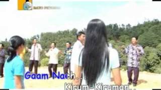 7.  Muari Upang - Joget Mongalu-Kalu