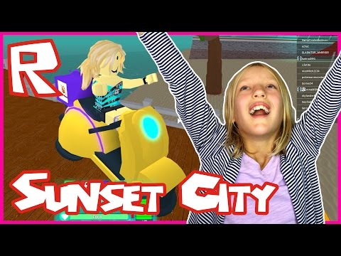 Party in Sunset City with ronaldOMG and my first JOB / Roblox