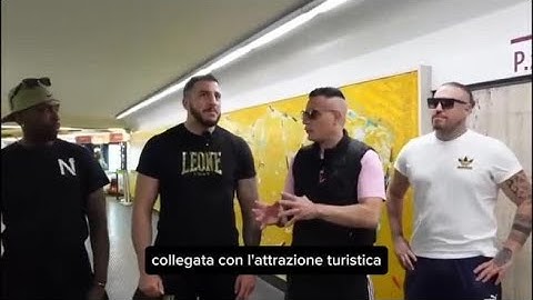 Roma, il kick-boxer Mattia Faraoni a caccia di borseggiatori nella metro: ecco il video