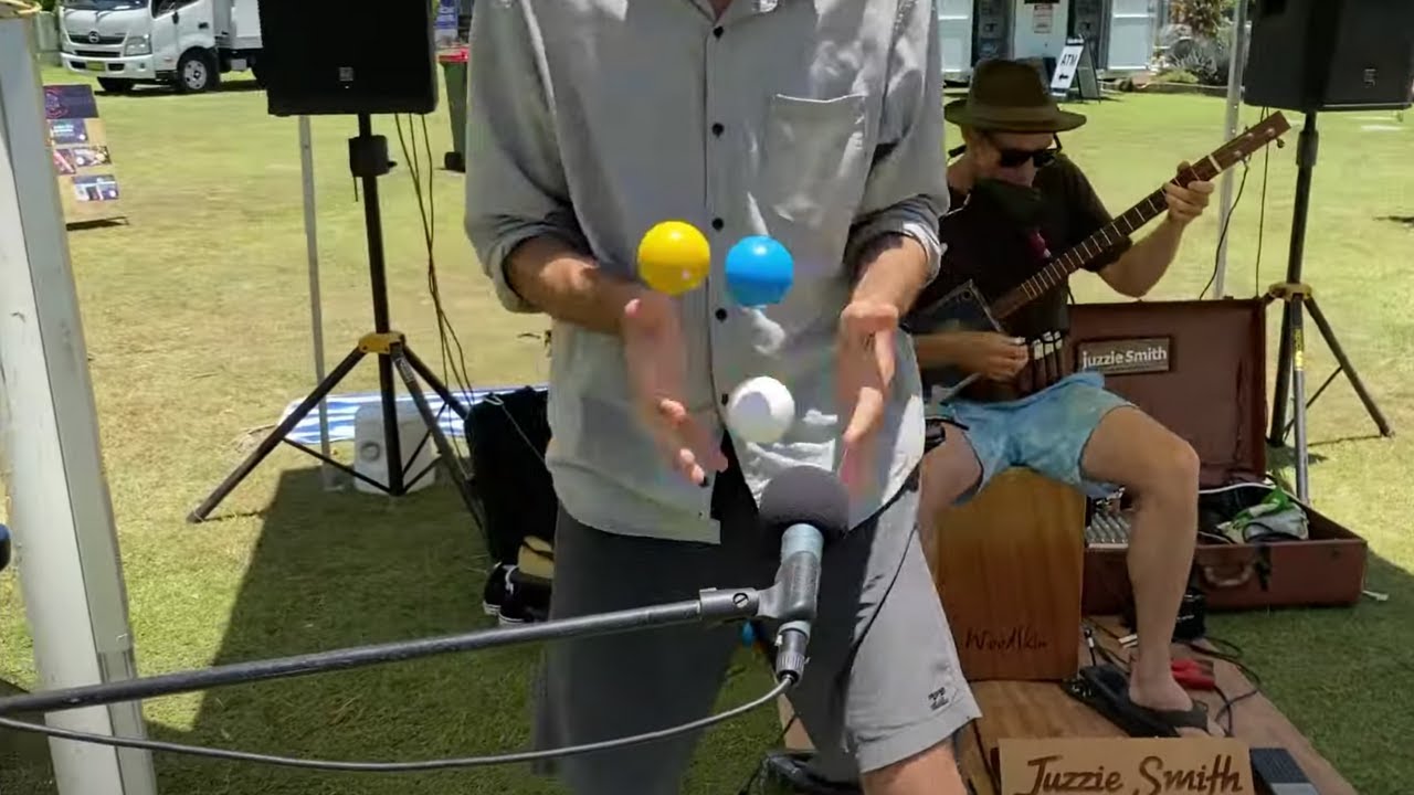 Juzzie Smith Live with Joel Salom