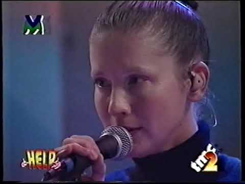 LAMB "Lullaby" live on an Italian television show (1997)