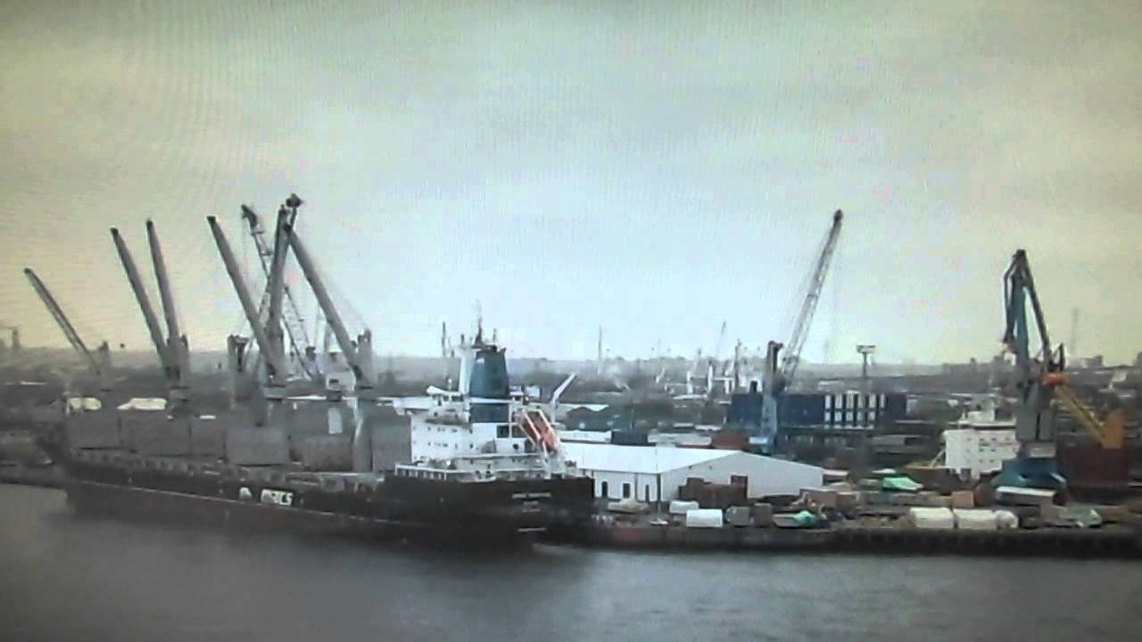 Green Mountain am SWT der C.Steinweg, sie Transportiert rägelmäßig Uran