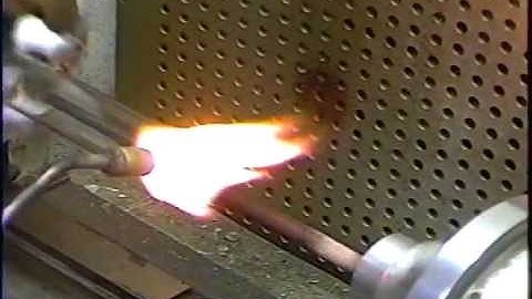 Making a spherical audion vacuum tube part1