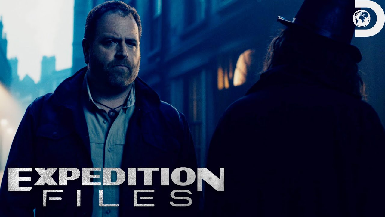 Film backdrop image for Uncovering Jack the Ripper w/ Josh Gates (2024)