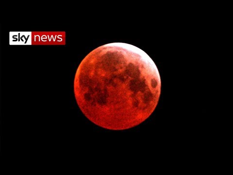 watch-live-as-blood-moon-rises-over-the-earth