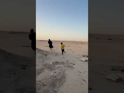 ساحرة شريرة باكت طفلة بالصحراء ابلور 