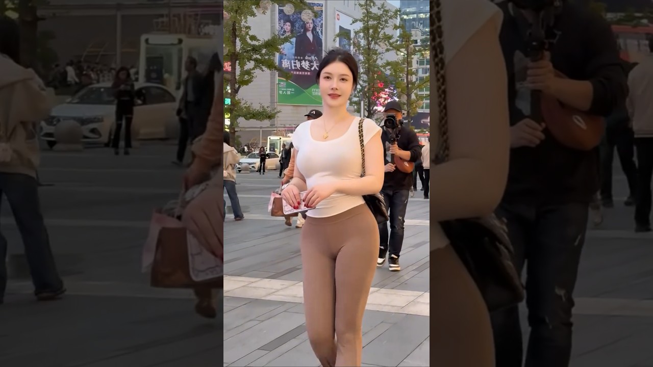 🕺 Walk Street Concert 2025 | Fashion & Music Combo