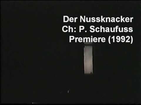 Nutcracker _ Deutsche Oper Berlin Part 1/13