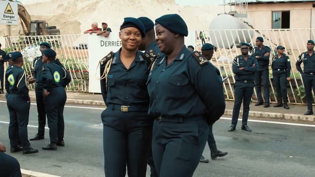 SCHIVANI_AZAMALEWA - LA 23 (Vidéo)