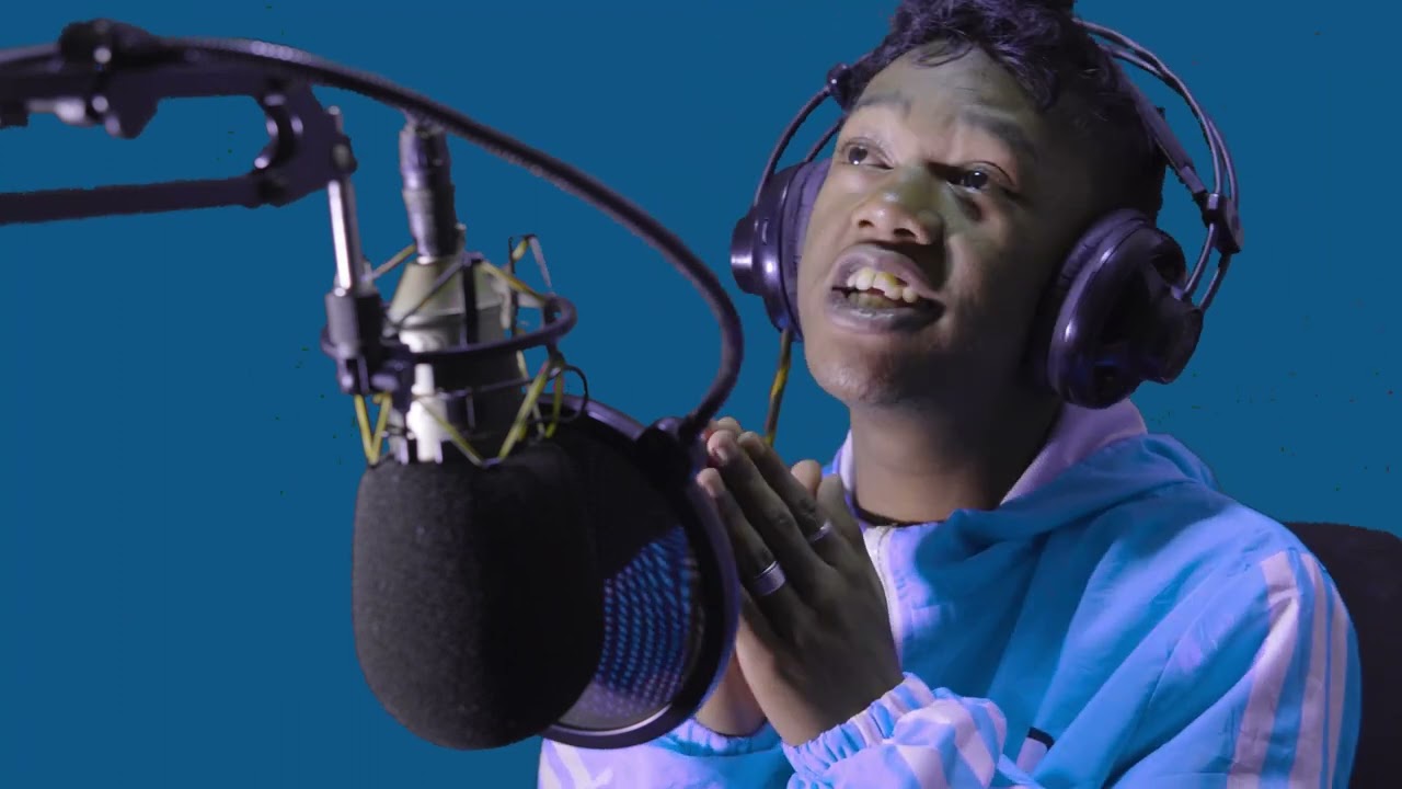 FINJAH - Hanaraka anao (Clip officiel 2022)