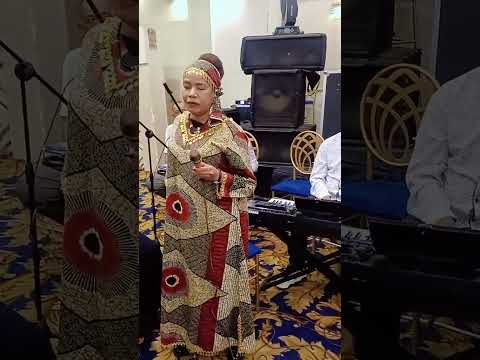 الفنانه زكريات النجوم