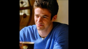 Barry helps Iris with her article #theflash #barryallen #iriswest #westallen #shorts