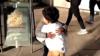 When you haven't seen your BFF for 6 hours ⠀ #friendship #9gag