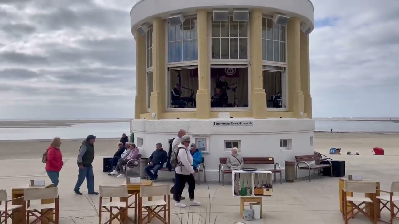 3. Mai 2022  EBERHARD BIEBER  und seine Band spielen wieder im Pavillon