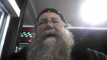 Garbage Video in "Climbing Plant" format