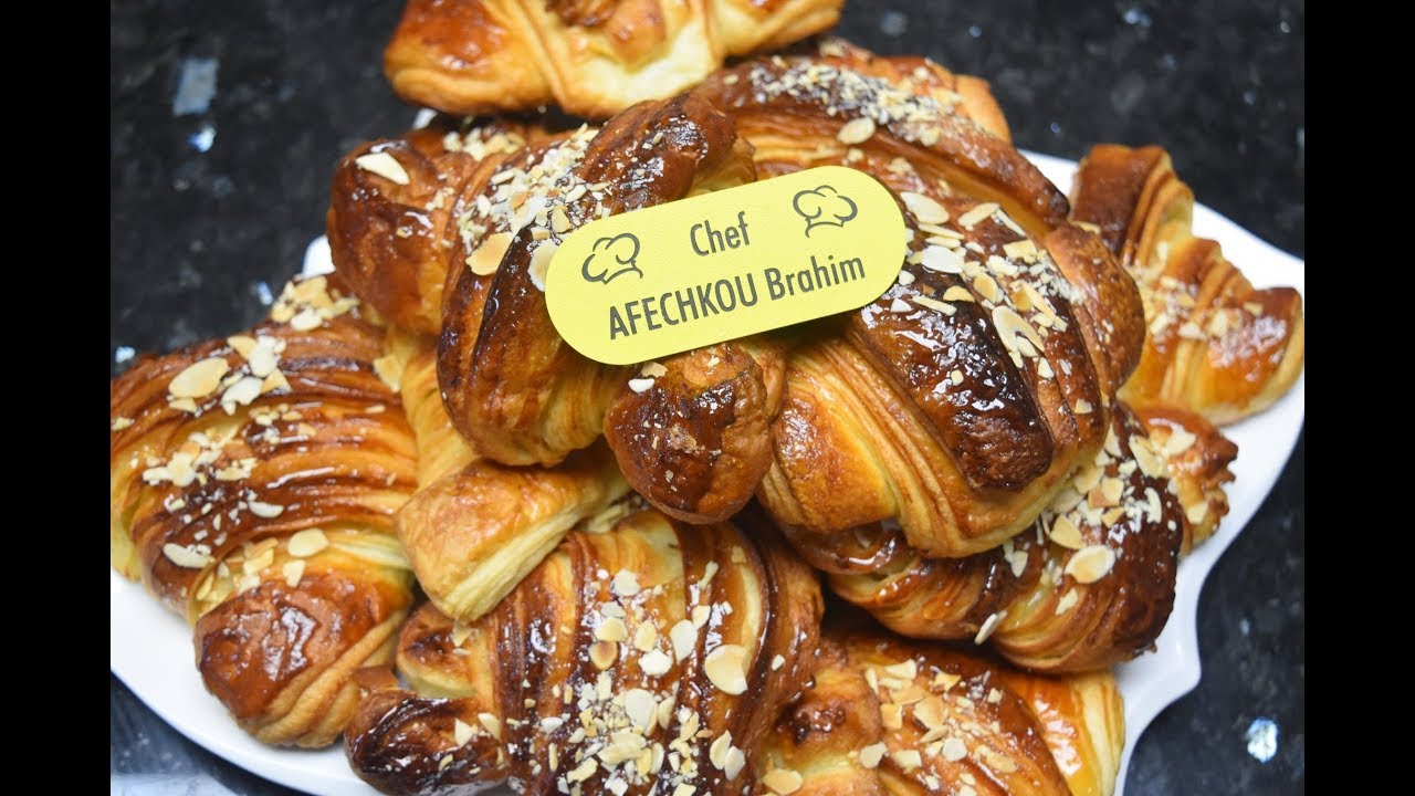 الكرواسون بأسهل و أسرع طريقة مضمونة 100/100 وبحشوة مميزة و لذيذة بزااف / وصفات رمضان 2019