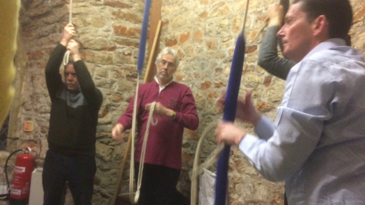 St Leonards Clock Tower Newton Abbot 12/1/18. YouTube