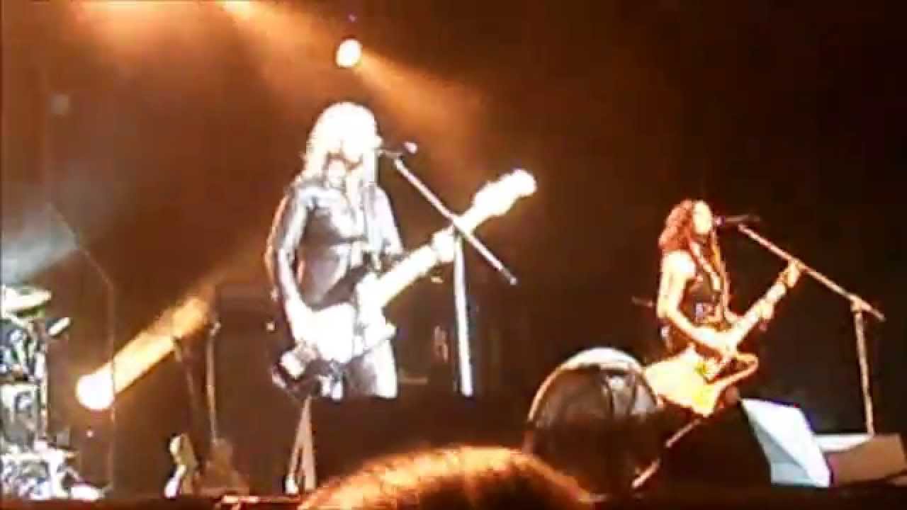 スージー・クアトロ アンソロジーCD ザ・ガール・フロム・デトロイト・シティ QUATRO,SUZI - Girl from Detroit City - Amazon.com Music