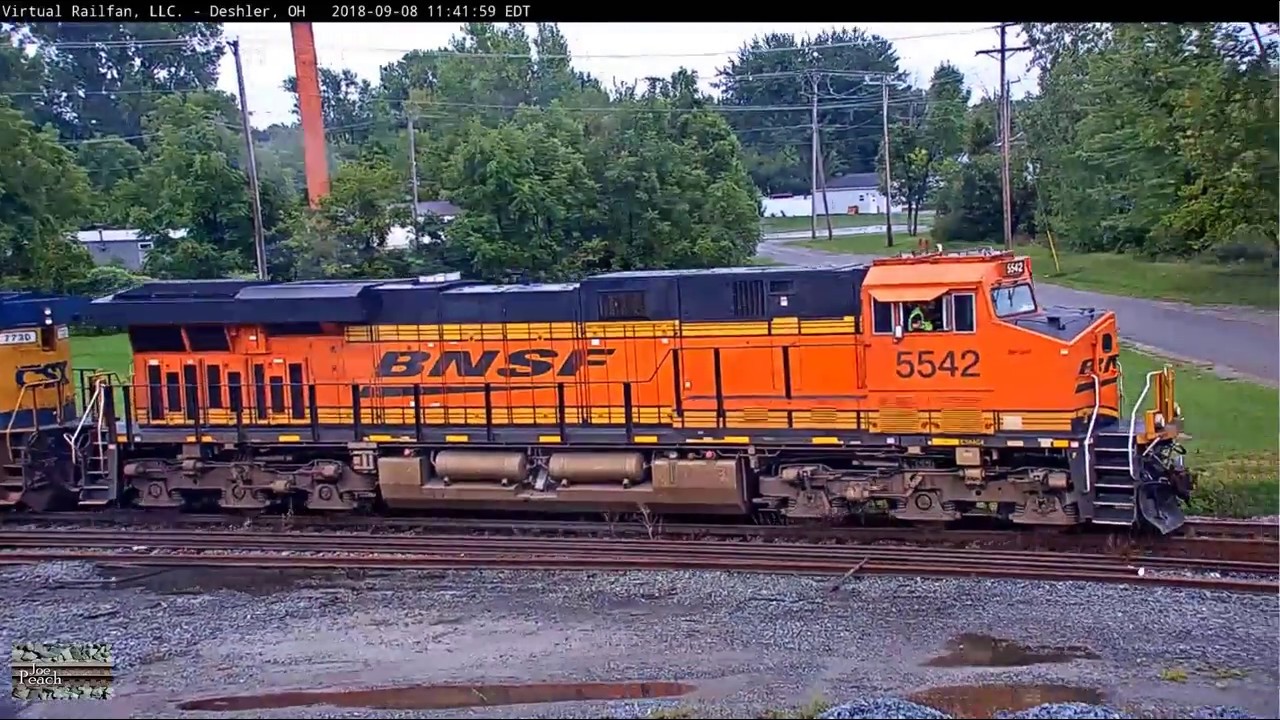 Deshler, OH "Zipper" with both full trains YouTube