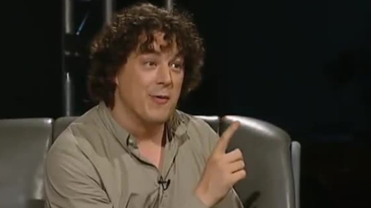 Alan Davies | Interview & Lap | Top Gear