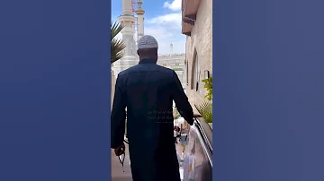 واحسن منك لم ترا قط عين وأجمل منك لم تلد النساء 