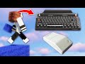 Minecraft Bedwars With the Oldest Keyboard and Mouse