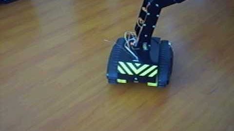 Differential drive system, 4 axis robotic arm, wireless analog joystick control