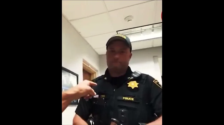 Constitutional Lawyer Destroys COP! COP GETS OWNED - First Amendment Audit #police