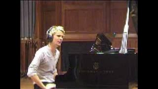 Muse - Rare - Matthew Bellamy Playing 