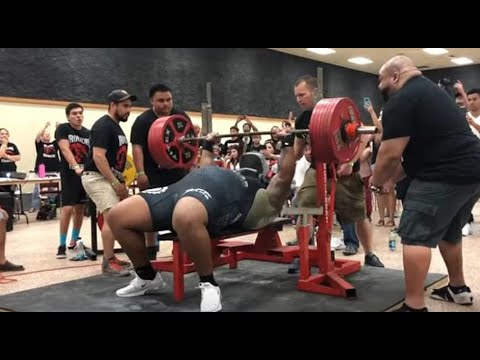 Powerlifter Julius Maddox S 10 Tips For Setting Bench Press